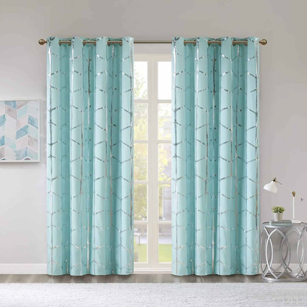 Spectacular Geometric Curtains and Drapes